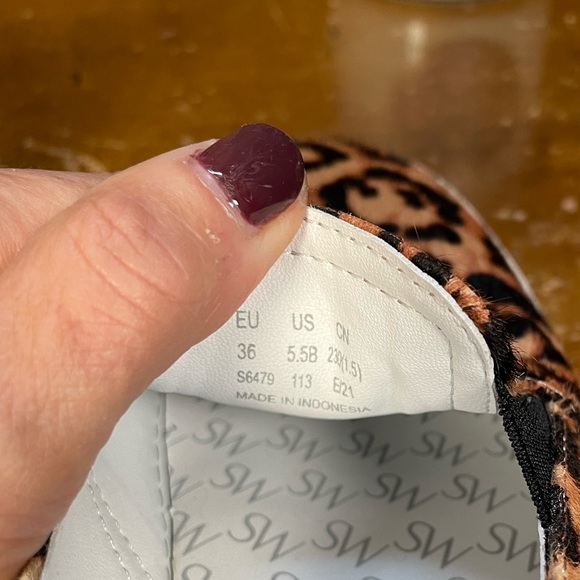 Stuart Weitzman Daryl Calf Hair Slip-on Sneakers- Size 36 5 1/2 - NWT - Picture 6 of 8